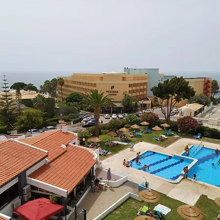 Na Sra Da Rocha Porches (Algarve)